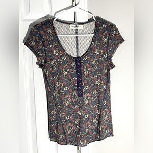 Natural Life floral Shirt